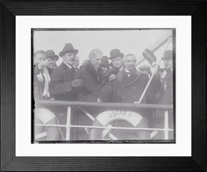 Framed Print : Captain Hempel and Henry Ford Framed Print : Captain Hempel and Henry Ford