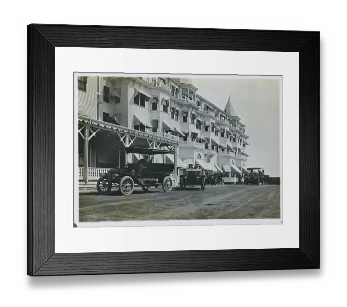 Framed Print : Autos in front of Hotel Framed Print : Autos in front of Hotel