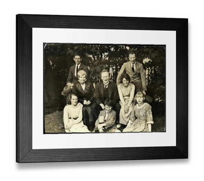 Framed Print : Sinn Fein Leader Eoin Macneil W / Family Framed Print : Sinn Fein Leader Eoin Macneil W / Family