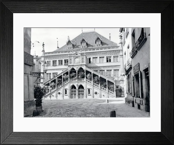 Framed Print : Closeup of the Hotel De Ville Framed Print : Closeup of the Hotel De Ville