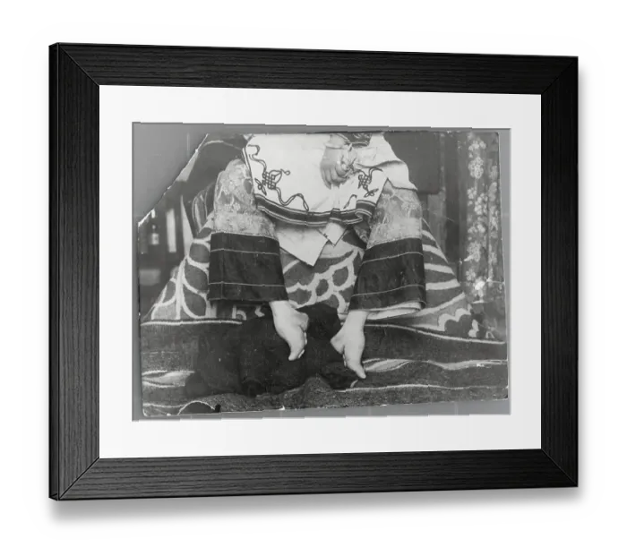 Framed Print : Weighing and Winding the Cocoons of Silk Worms Framed Print : Weighing and Winding the Cocoons of Silk Worms