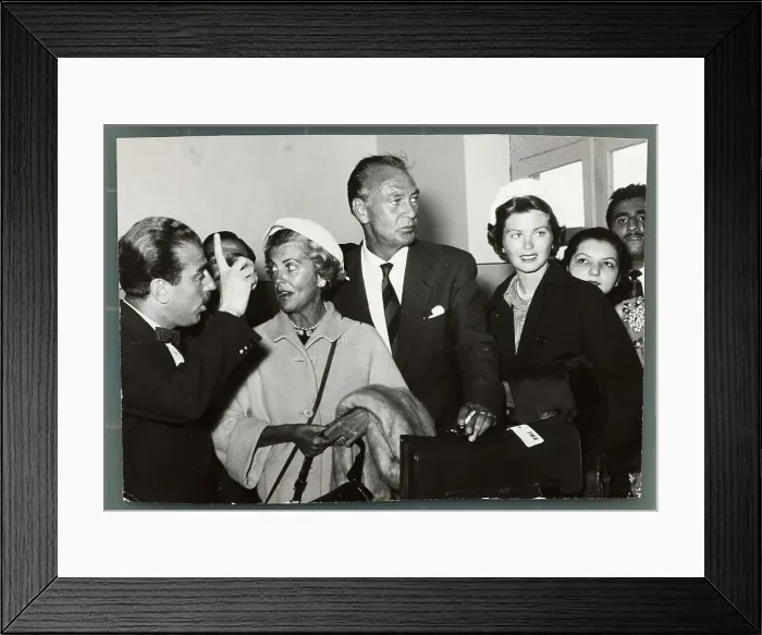 Framed Print : Gary Cooper with His Wife Sandra and Daughter Maria Framed Print : Gary Cooper with His Wife Sandra and Daughter Maria