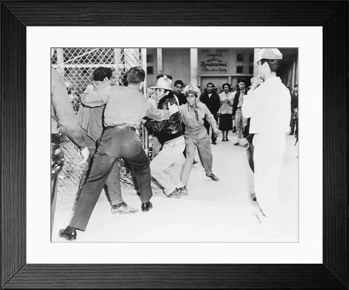 Framed Print : American Entangled with Scuffle Between Border Guard and Mexican Framed Print : American Entangled with Scuffle Between Border Guard and Mexican