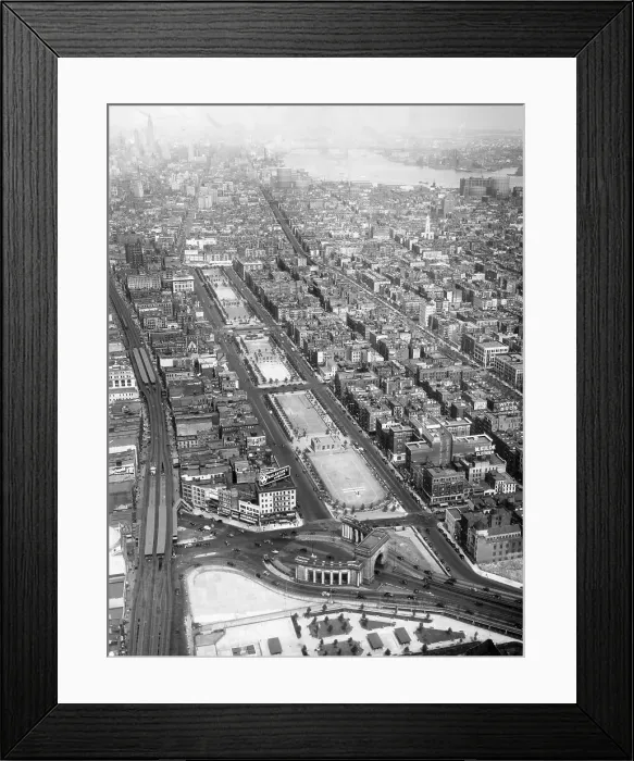 Framed Print : View of New York City from Canal Street Framed Print : View of New York City from Canal Street