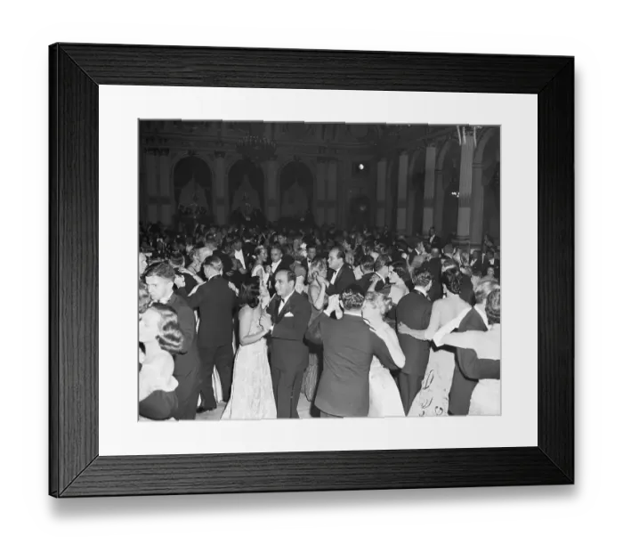 Framed Print : Couples Dancing At Plaza Hotel