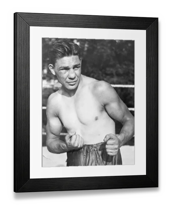 Framed Print : Harry Greb In Fighting Pose Waist Up Framed Print : Harry Greb In Fighting Pose Waist Up