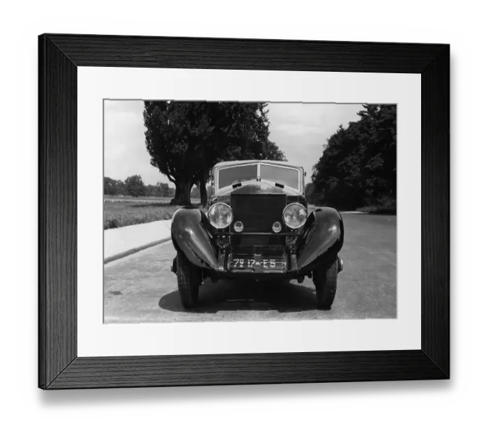 Framed Print : Frontal View Of Rolls-Royce Automobile Framed Print : Frontal View Of Rolls-Royce Automobile