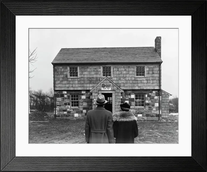 Framed Print : Couple Looking @ Heater Dealership