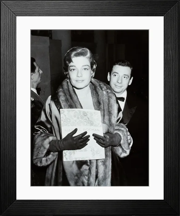 Framed Print : Yves Montand And Simone Signoret Framed Print : Yves Montand And Simone Signoret