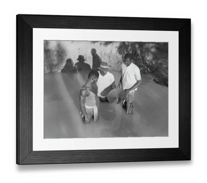 Framed Print : Prospectors Find Diamond In British Guya Framed Print : Prospectors Find Diamond In British Guya