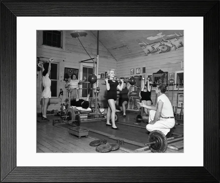 Framed Print : Women Do Exerxise In Gym Framed Print : Women Do Exerxise In Gym