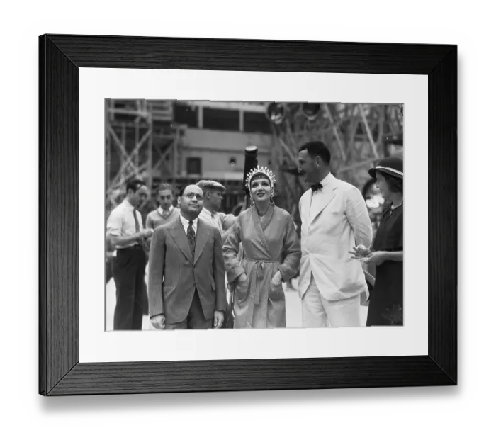 Framed Print : Actress Claudette Colbert with Paramount Head and Joseph Pulitzer