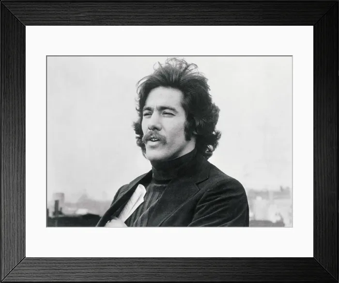 Framed Print : Portrait of Geraldo Rivera Framed Print : Portrait of Geraldo Rivera