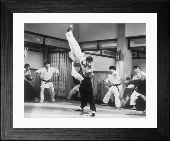Framed Print : Bruce Lee In The Chinese Connection Framed Print : Bruce Lee In The Chinese Connection
