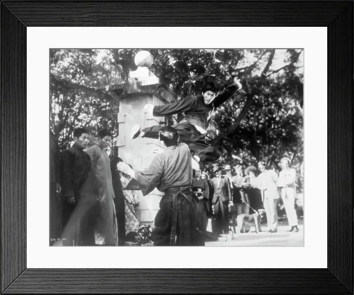 Framed Print : Bruce Lee Demonstrating A Kung-Fu Kick Framed Print : Bruce Lee Demonstrating A Kung-Fu Kick