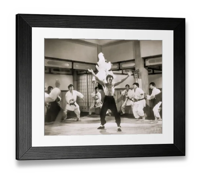 Framed Print : Bruce Lee In The Chinese Connection Framed Print : Bruce Lee In The Chinese Connection