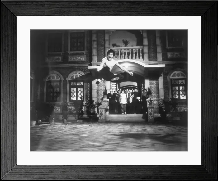 Framed Print : Bruce Lee Demonstrating A Kong-Fu Kick Framed Print : Bruce Lee Demonstrating A Kong-Fu Kick