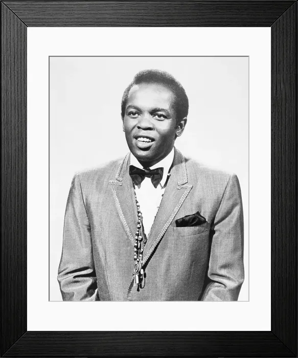 Framed Print : Portrait of Lou Rawls Framed Print : Portrait of Lou Rawls