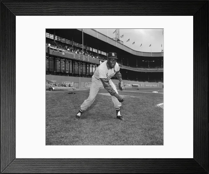 Framed Print : Bob Gibson Throwing in the Infield