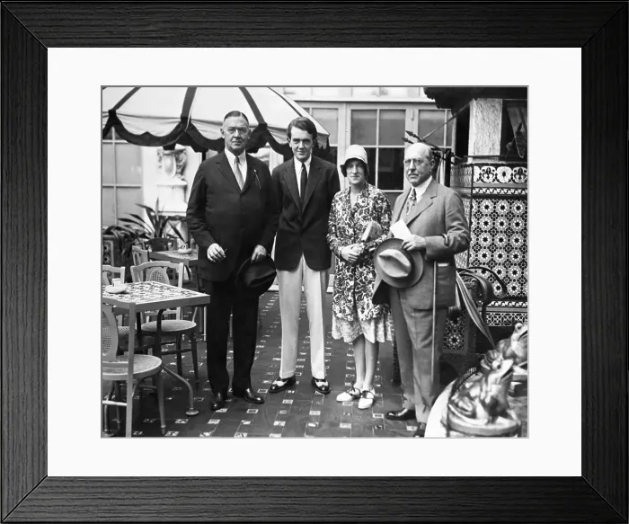 Framed Print : Hugh Bancroft and Family in Cuba