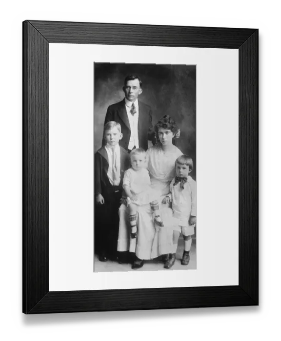 Framed Print : Young Richard Nixon Shown with Parents and Siblings Framed Print : Young Richard Nixon Shown with Parents and Siblings