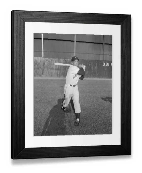 Framed Print : Willie Mays in Batting Position Framed Print : Willie Mays in Batting Position