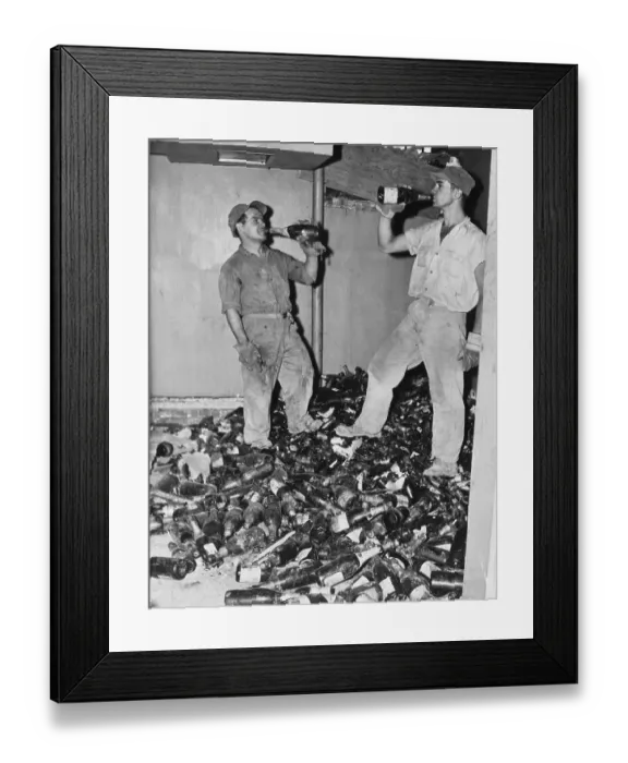 Framed Print : The Fall of the House of Vanderbilt Framed Print : The Fall of the House of Vanderbilt