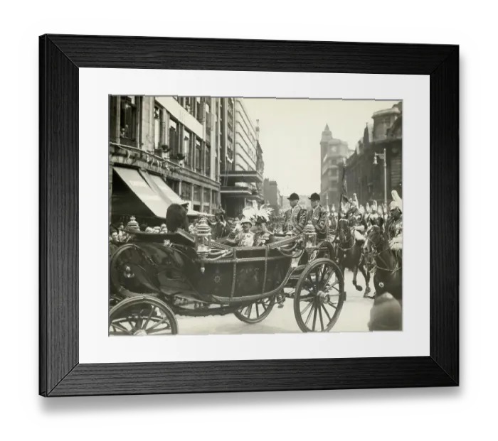 Framed Print : King George Vi In Carriage W / King Faisal