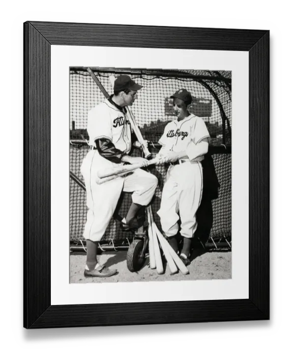 Framed Print : R Kiner & H Greenberg Talking Batting Ca Framed Print : R Kiner & H Greenberg Talking Batting Ca
