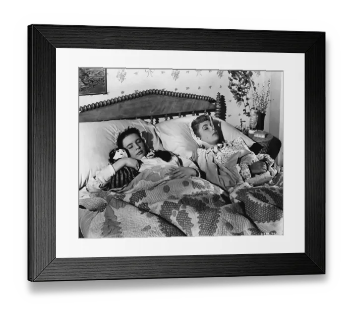 Framed Print : Margaret O'Brien, Liz Taylor Sleep / Movie Framed Print : Margaret O'Brien, Liz Taylor Sleep / Movie