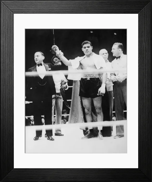 Framed Print : Joe Louis and Others in the Ring Framed Print : Joe Louis and Others in the Ring