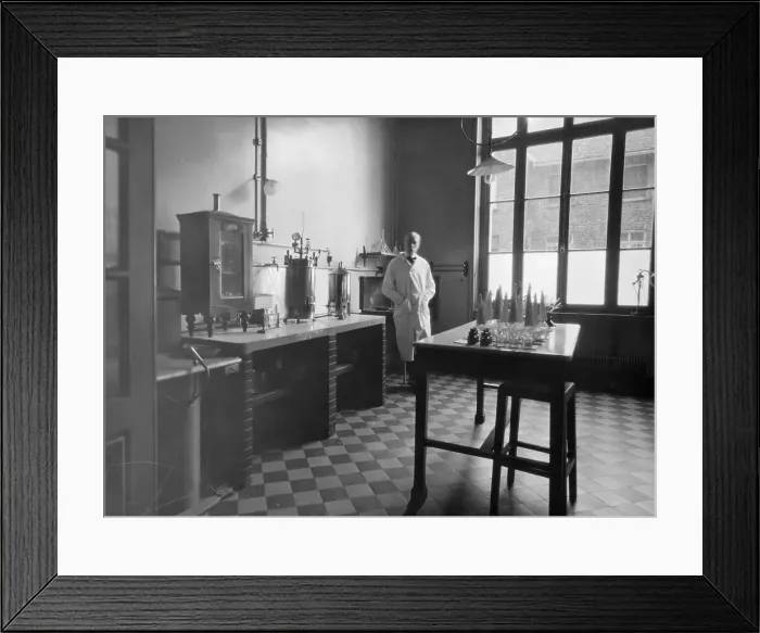 Framed Print : Rabies Testing Laboratory at Pasteur Institute