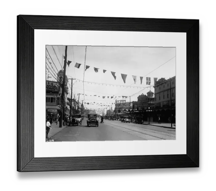Framed Print : City traffic Framed Print : City traffic