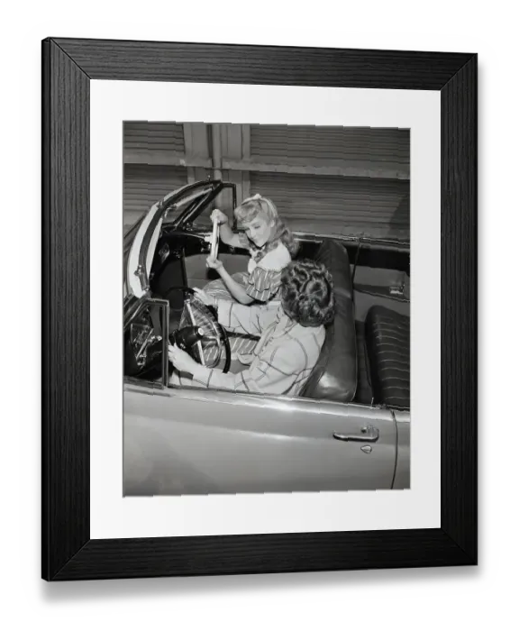 Framed Print : Elizabeth Taylor And Her Mother Framed Print : Elizabeth Taylor And Her Mother