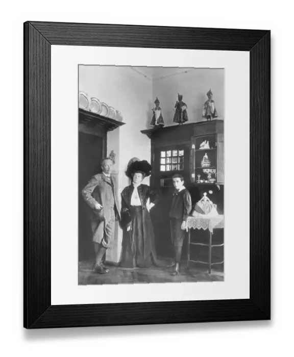 Framed Print : Richard Strauss With His Wife And Son