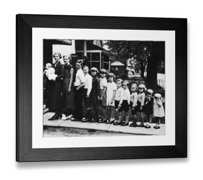 Framed Print : Woman With Her Thirteen Children Framed Print : Woman With Her Thirteen Children