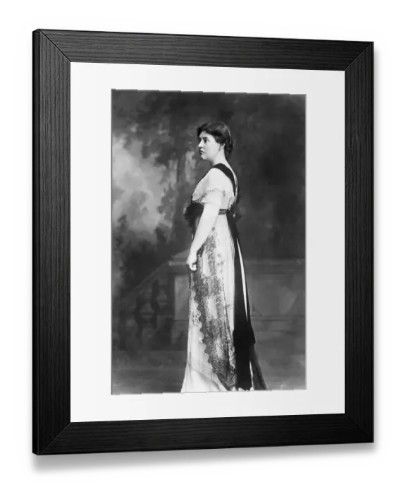 Framed Print : Willa Cather, Fulllength; Magazine Pose