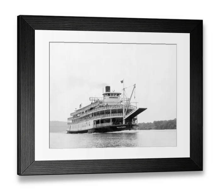 Framed Print : Delta Queen Sternwheeler Framed Print : Delta Queen Sternwheeler