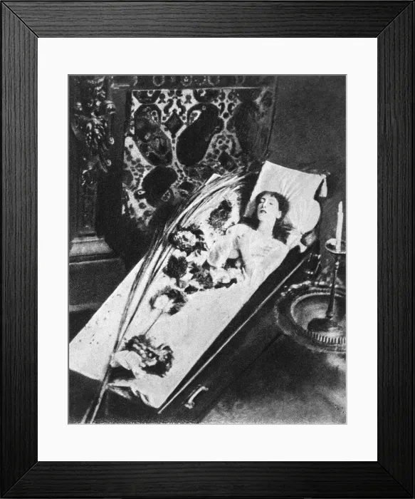 Framed Print : Sarah Bernhardt Sleeping In Coffin Framed Print : Sarah Bernhardt Sleeping In Coffin