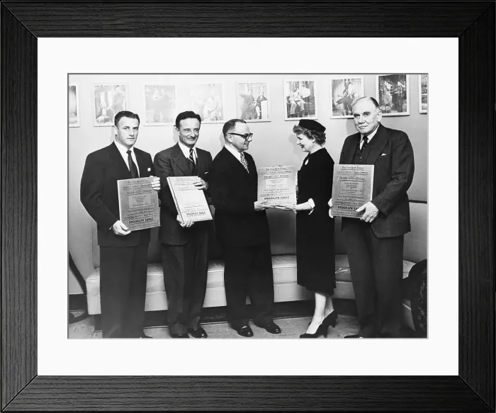 Framed Print : New York Film Critics Awards Framed Print : New York Film Critics Awards