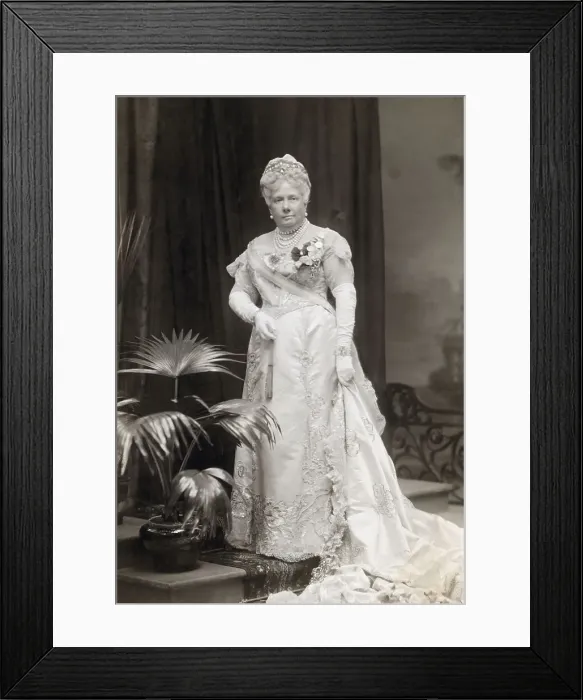 Framed Print : Queen Isabella Ii Of Spain (1830-1904) Framed Print : Queen Isabella Ii Of Spain (1830-1904)