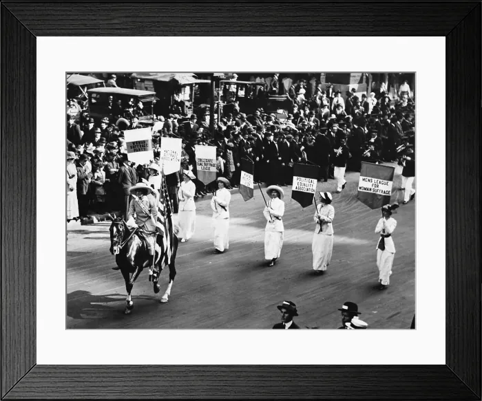 Framed Print : Suffragist Parade in New York Framed Print : Suffragist Parade in New York