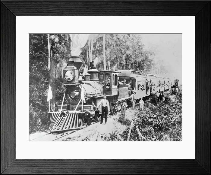 Framed Print : Train Headed for Miami Framed Print : Train Headed for Miami
