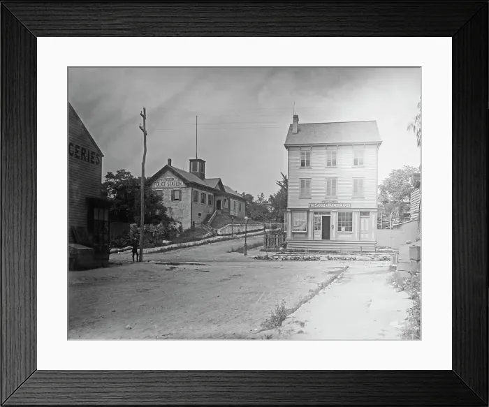 Framed Print : 34th Street Precinct Police Station, Bronx Framed Print : 34th Street Precinct Police Station, Bronx
