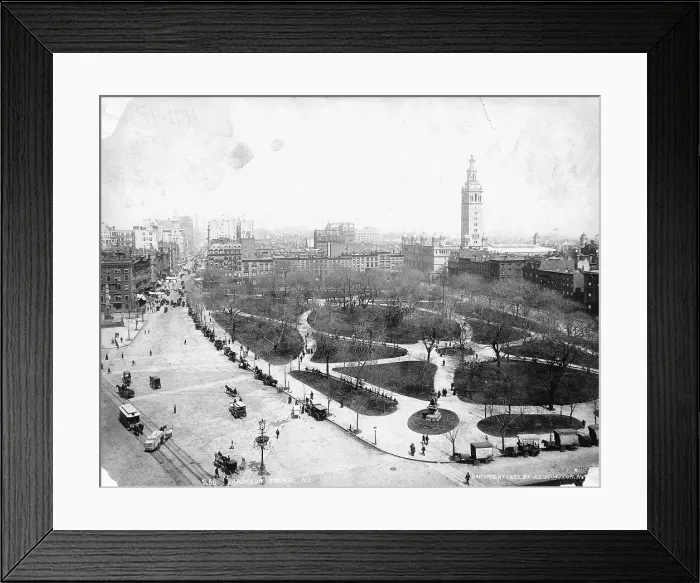 Framed Print : Madison Square Park Framed Print : Madison Square Park