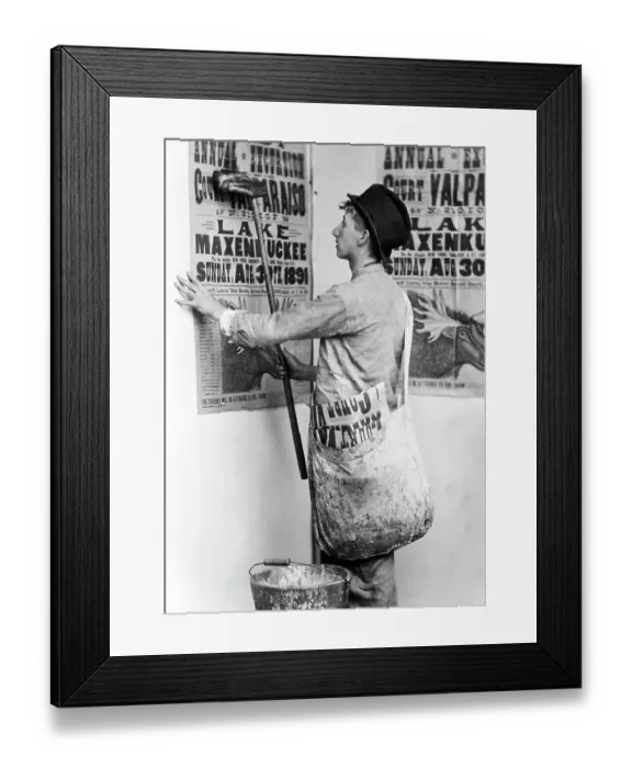 Framed Print : Poster Hanger Hanging Posters Framed Print : Poster Hanger Hanging Posters
