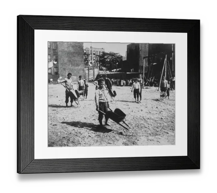 Framed Print : Poverty Cap Playground, NYC