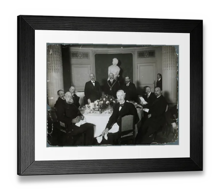 Framed Print : Westminster Mayor with Guest During Balkan Peace Conference Framed Print : Westminster Mayor with Guest During Balkan Peace Conference