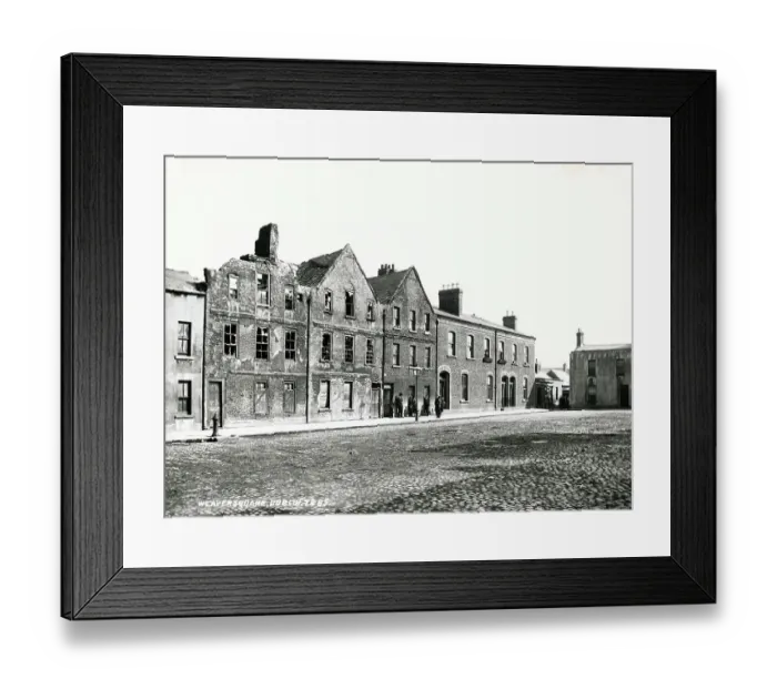 Framed Print : Dublin Street Scene Framed Print : Dublin Street Scene