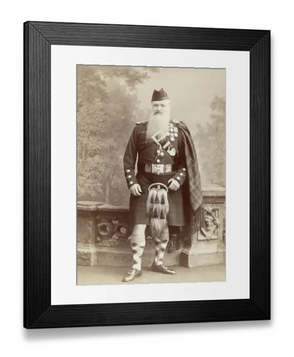 Framed Print : Scottish Sergeant in Traditional Garb Framed Print : Scottish Sergeant in Traditional Garb